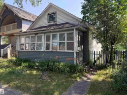 12027 93 Street  Edmonton, AB T5G 1E7