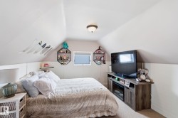 View of carpeted bedroom - 