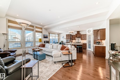 26 841 156 Street, Edmonton, AB - Indoor Photo Showing Living Room