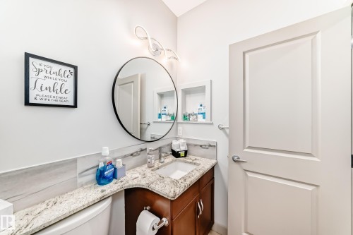 26 841 156 Street, Edmonton, AB - Indoor Photo Showing Bathroom