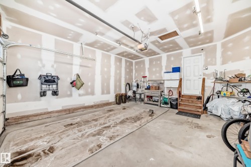 26 841 156 Street, Edmonton, AB - Indoor Photo Showing Garage