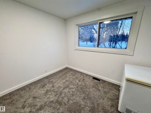 5232 49 Street, Willingdon, AB - Indoor Photo Showing Other Room