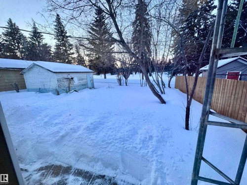 5232 49 Street, Willingdon, AB - Outdoor
