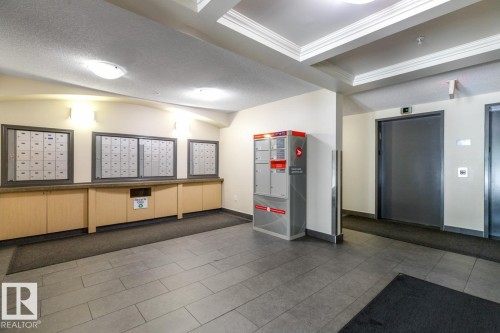 213 622 Mcallister Loop, Edmonton, AB - Indoor Photo Showing Other Room