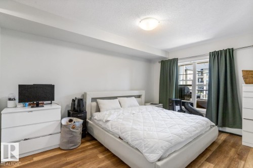 213 622 Mcallister Loop, Edmonton, AB - Indoor Photo Showing Bedroom