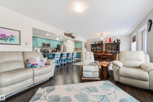 4914 47 Street, Redwater, AB - Indoor Photo Showing Living Room