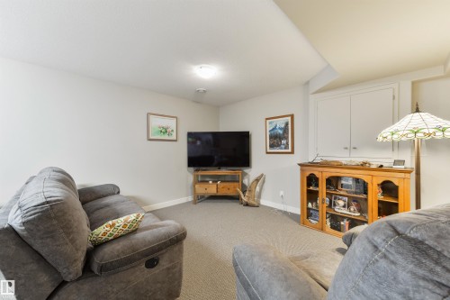 4914 47 Street, Redwater, AB - Indoor Photo Showing Living Room