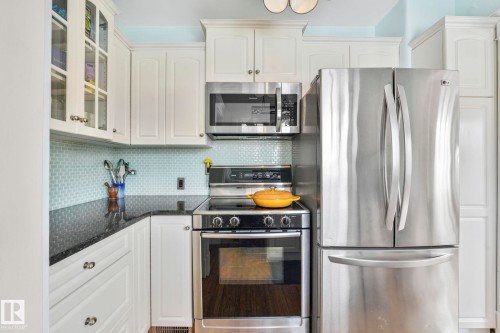 11036 125 Street, Edmonton, AB - Indoor Photo Showing Kitchen