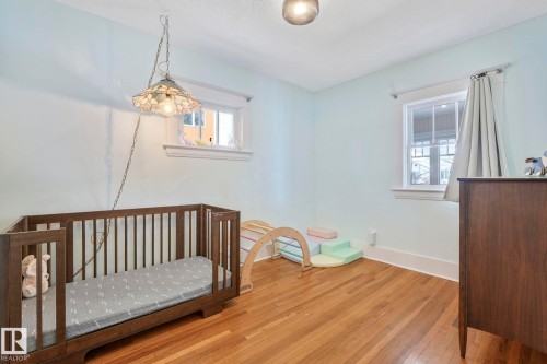 11036 125 Street, Edmonton, AB - Indoor Photo Showing Bedroom