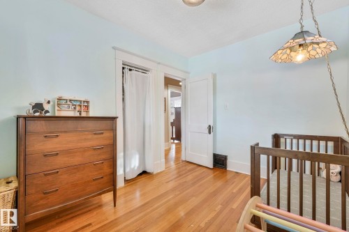 11036 125 Street, Edmonton, AB - Indoor Photo Showing Bedroom