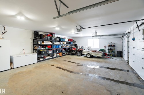 13 50408 Rr 203, Rural Beaver County, AB - Indoor Photo Showing Garage