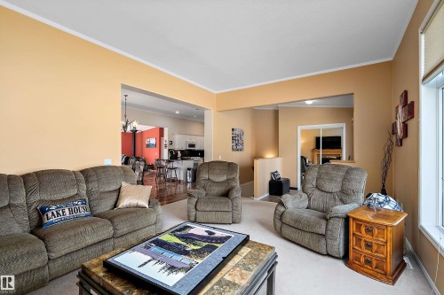 62001 Twp Road 462 A, Rural Wetaskiwin County, AB - Indoor Photo Showing Living Room