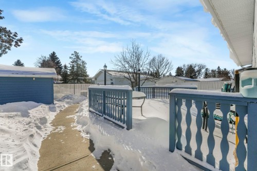 Exterior view - 760 Knottwood Road S, Edmonton, AB - Outdoor