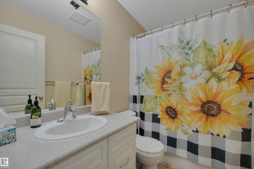 3503 20 Street, Edmonton, AB - Indoor Photo Showing Bathroom