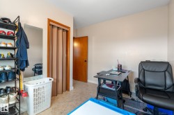 View of office area - 