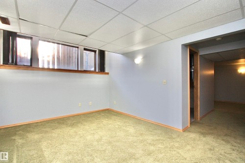 3905 65 Street, Camrose, AB - Indoor Photo Showing Other Room