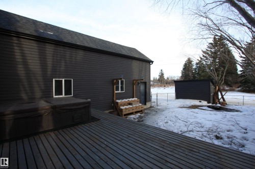 3905 65 Street, Camrose, AB - Outdoor