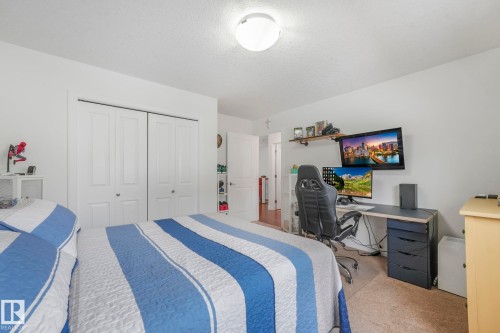 3 450 Mcconachie Way, Edmonton, AB - Indoor Photo Showing Bedroom