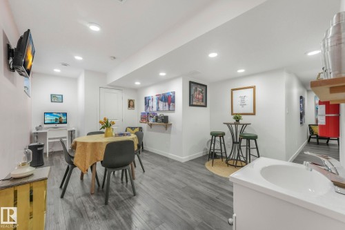 3 450 Mcconachie Way, Edmonton, AB - Indoor Photo Showing Dining Room