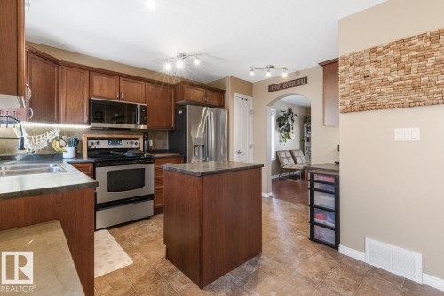 3820 53 Street, Gibbons, AB - Indoor Photo Showing Kitchen With Double Sink