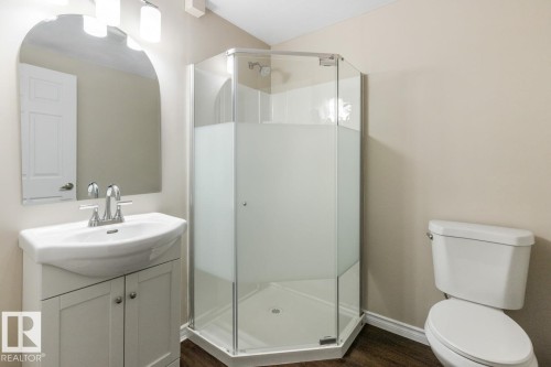 3820 53 Street, Gibbons, AB - Indoor Photo Showing Bathroom