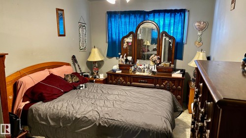 View of bedroom - 52012 Hwy 21, Rural Strathcona County, AB - Indoor Photo Showing Bedroom