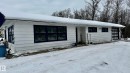 Ranch-style home with no basement. - 52012 Hwy 21, Rural Strathcona County, AB  - Outdoor 