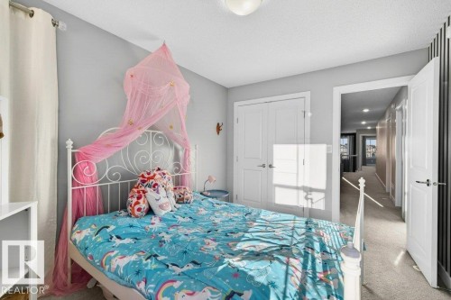 Large south facing bedroom. - 1909 Davidson Wynd, Edmonton, AB - Indoor Photo Showing Bedroom