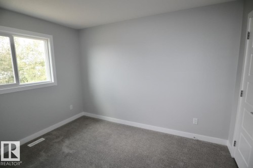 4918 47 Street, Gibbons, AB - Indoor Photo Showing Other Room
