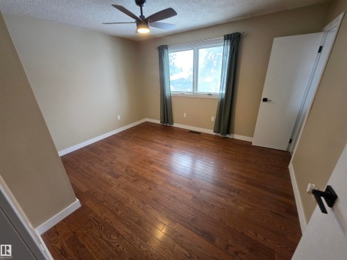 5213 46 Avenue, Drayton Valley, AB - Indoor Photo Showing Other Room