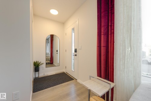 5031 Kinney Link Link, Edmonton, AB - Indoor Photo Showing Other Room