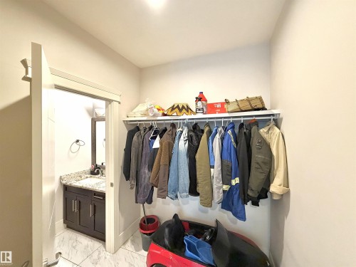 1273 Adamson Drive, Edmonton, AB - Indoor With Storage