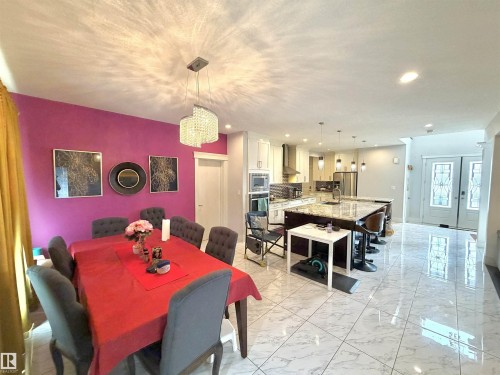1273 Adamson Drive, Edmonton, AB - Indoor Photo Showing Dining Room