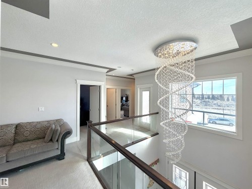 1273 Adamson Drive, Edmonton, AB - Indoor Photo Showing Other Room