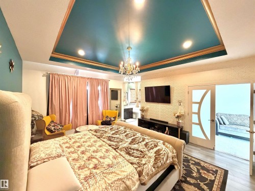 1273 Adamson Drive, Edmonton, AB - Indoor Photo Showing Bedroom