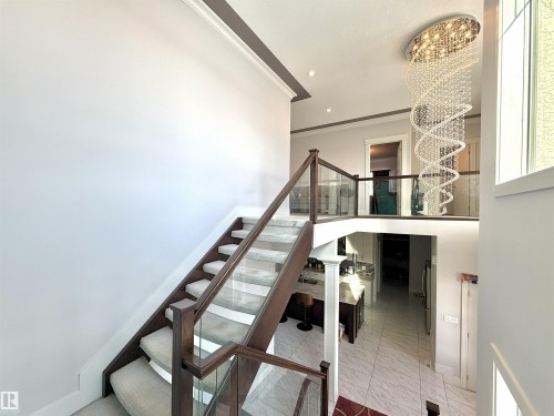 1273 Adamson Drive, Edmonton, AB - Indoor Photo Showing Other Room