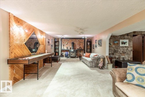 23 Allen Place, Leduc, AB - Indoor Photo Showing Other Room