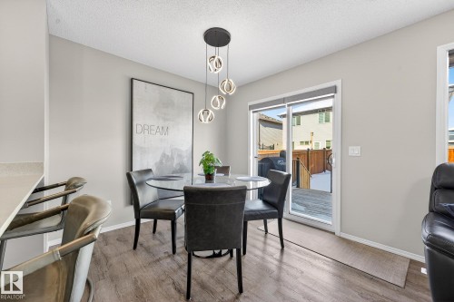 9040 Cooper Link, Edmonton, AB - Indoor Photo Showing Dining Room