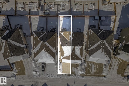 9040 Cooper Link, Edmonton, AB - 