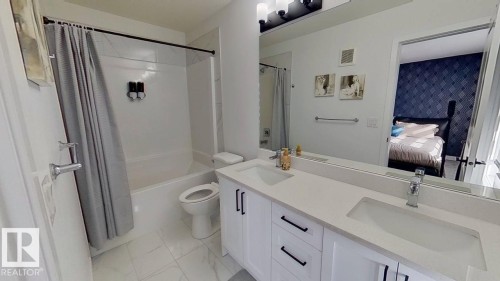 1758 Erker Way, Edmonton, AB - Indoor Photo Showing Bathroom