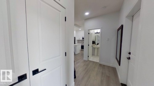 1758 Erker Way, Edmonton, AB - Indoor Photo Showing Other Room