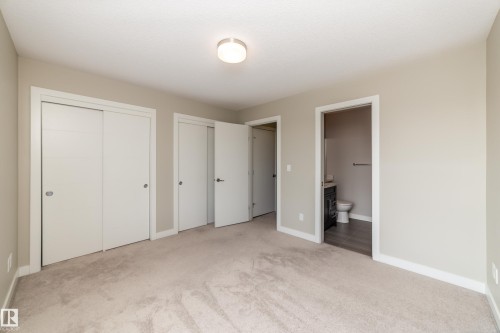 22 2560 Pegasus Boulevard, Edmonton, AB - Indoor Photo Showing Other Room