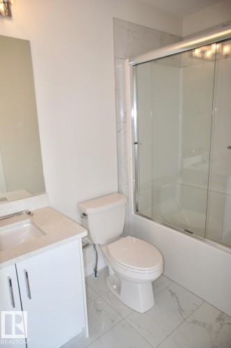 4508 50 Avenue, Redwater, AB - Indoor Photo Showing Bathroom