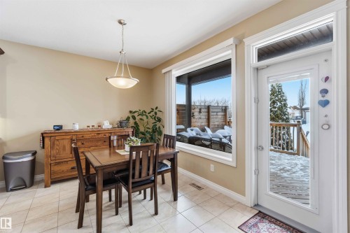 40 Landing Trails Drive, Gibbons, AB - Indoor Photo Showing Dining Room