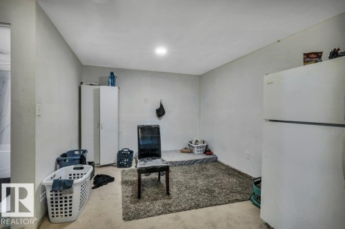 2920 30 Street, Edmonton, AB - Indoor