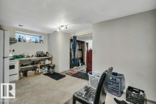 2920 30 Street, Edmonton, AB - Indoor Photo Showing Other Room