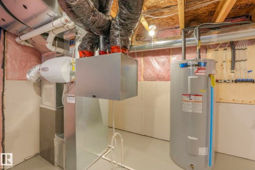 7182 177A Avenue, Edmonton, AB - Indoor Photo Showing Basement