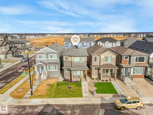 7182 177A Avenue, Edmonton, AB - Outdoor With Facade