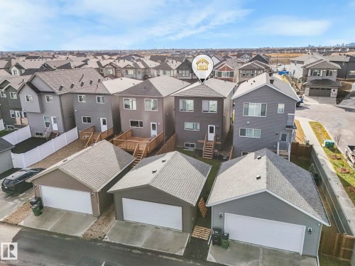 7182 177A Avenue, Edmonton, AB - Outdoor With Facade