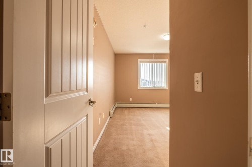 317 240 Spruce Ridge Road, Spruce Grove, AB - Indoor Photo Showing Other Room